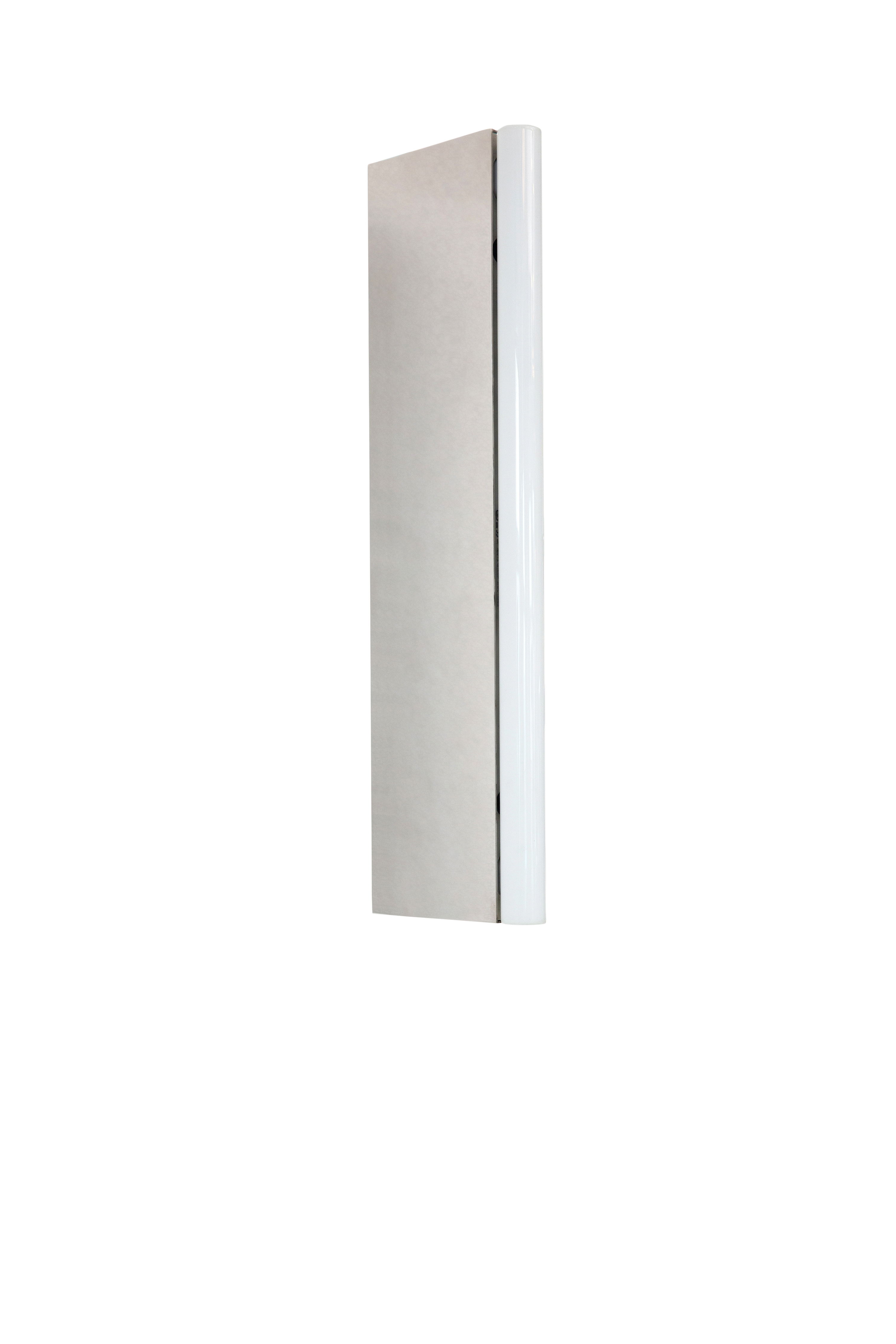 :Bathroom sconce @ Mirror side